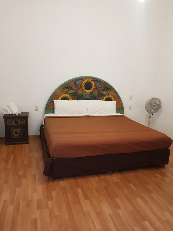Hotel Meson Mariano Matamoros Queretaro Ngoại thất bức ảnh