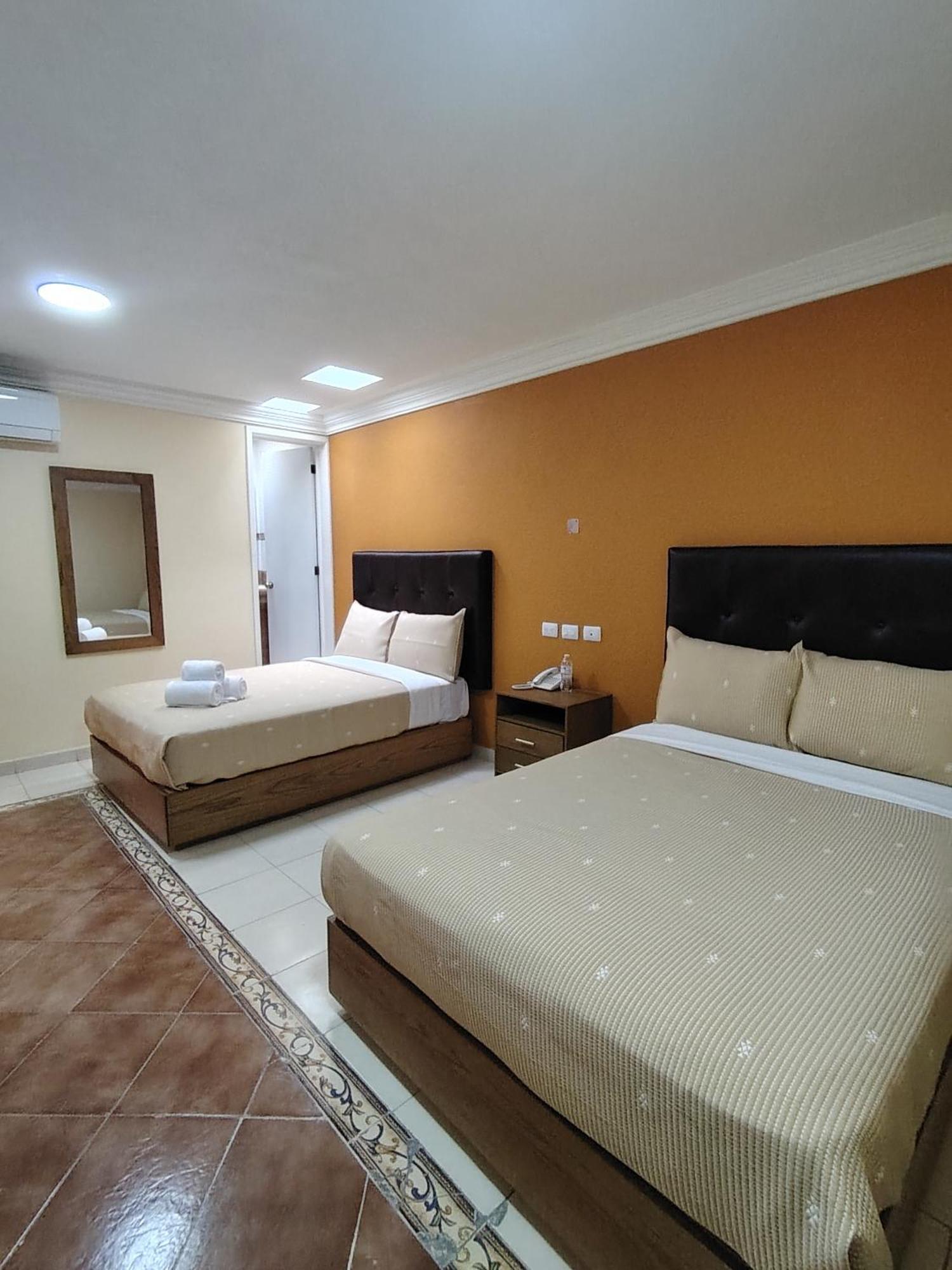 Hotel Meson Mariano Matamoros Queretaro Ngoại thất bức ảnh