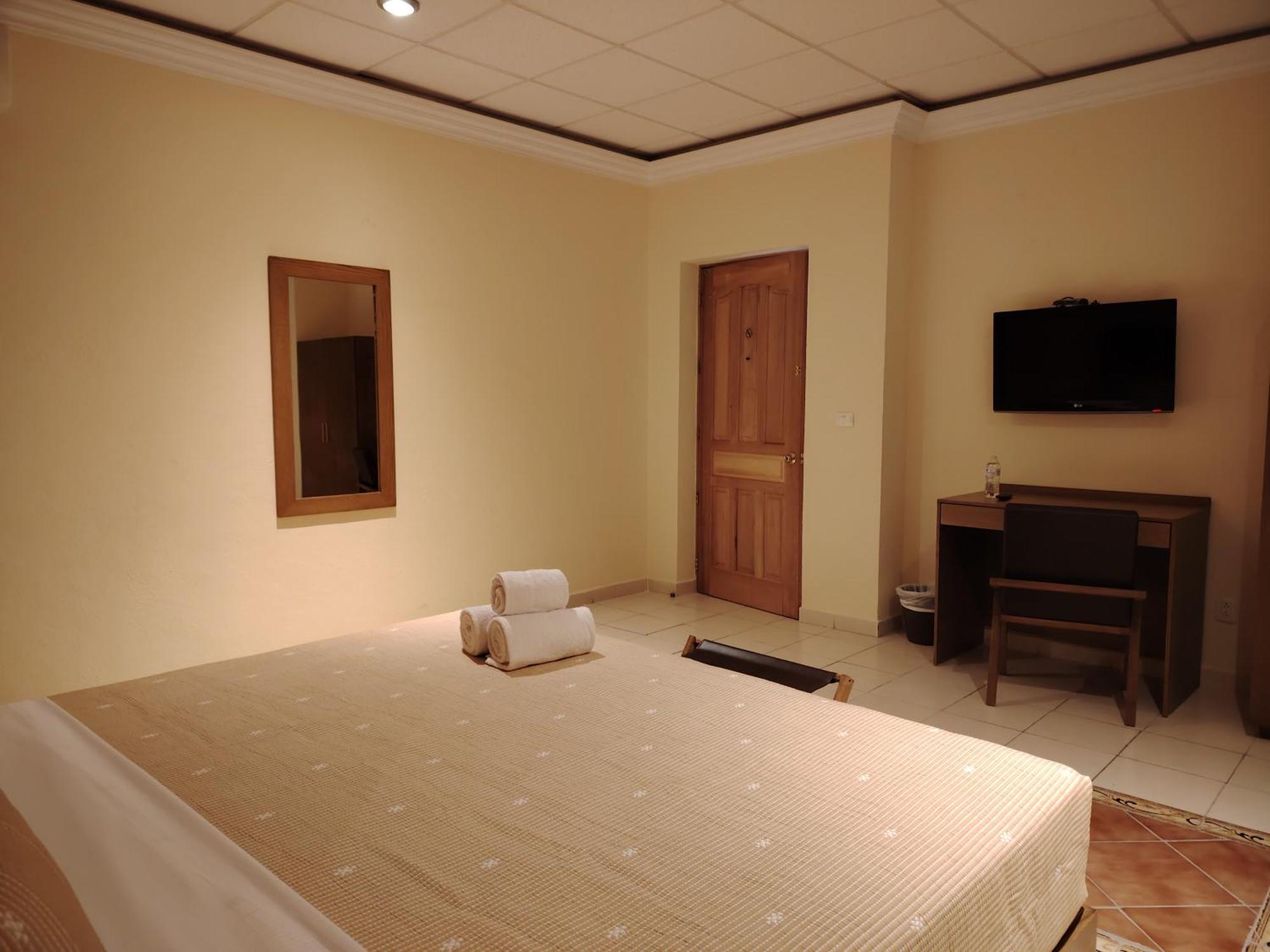 Hotel Meson Mariano Matamoros Queretaro Ngoại thất bức ảnh